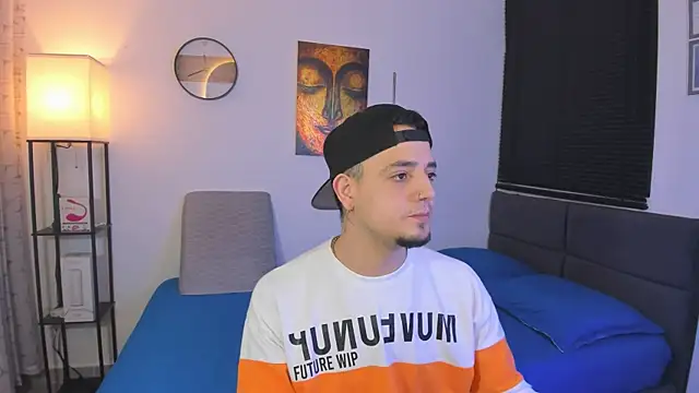 alejandro_calderon1 Chat XXX in diretta