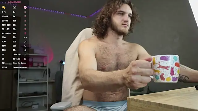 XXX chat uživo modela MrbigLouis