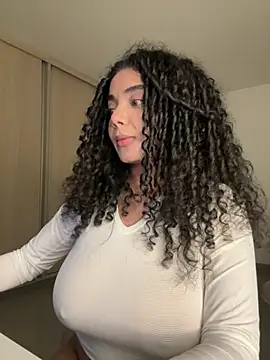 Curlyierr 라이브 XXX 채팅