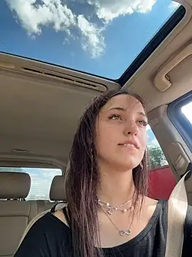 XXX chat uživo modela DollyTall