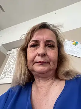 Irina2909@xh's Live XXX Chat