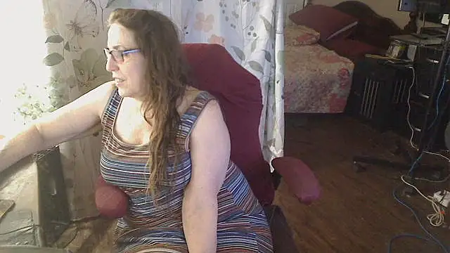 Ireallysquirt 现场XXX聊天