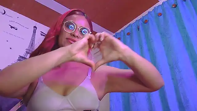 tinny_emiily লাইভ XXX চ্যাট