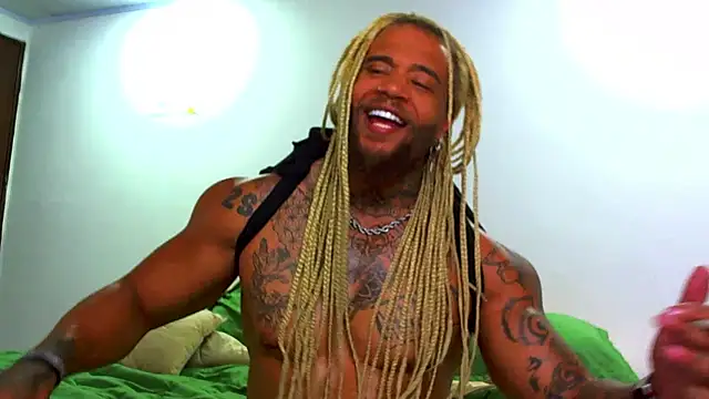 ragnar0825's Live XXX Chat