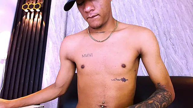 _Thiago12 Obrolan Langsung XXX