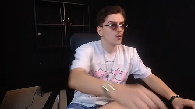 FelixStarkk Live XXX Chat