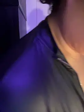 Zaphiro007のライブXXXチャット