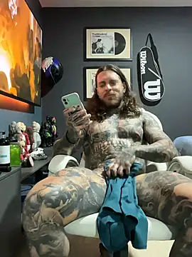 Živý XXX chat ThomasHells