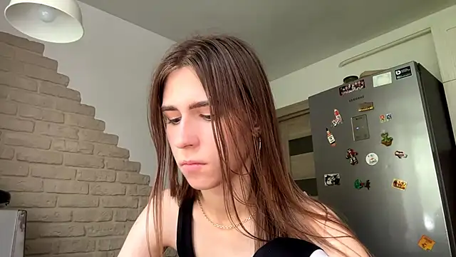 ZaraGuyette's Live XXX Chat
