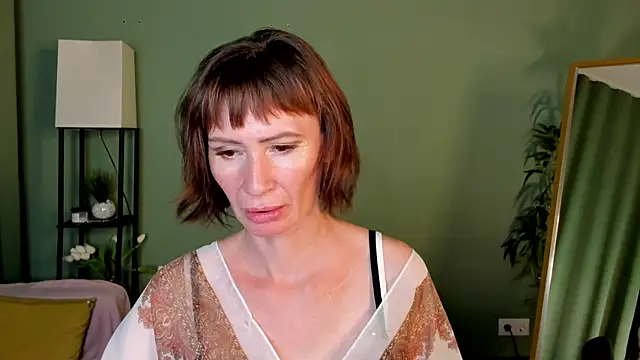 צ'אט XXX בשידור חי של gracekellyyy