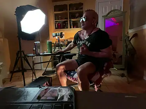 daddydonkey84's Live XXX Chat