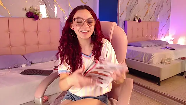 XXX chat uživo modela Red_kytty6