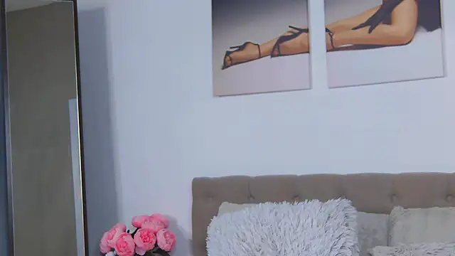 VioletiSwone's Live XXX Chat