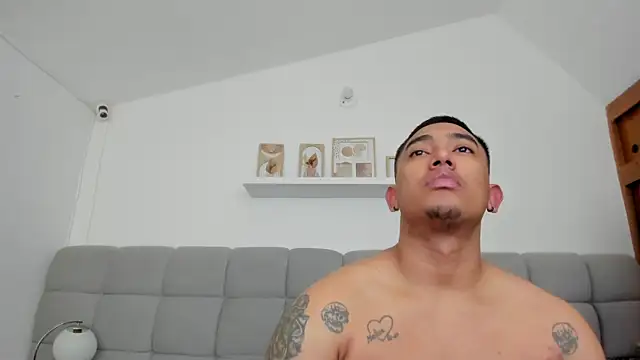 Chat XXX en directo de erotic_sins