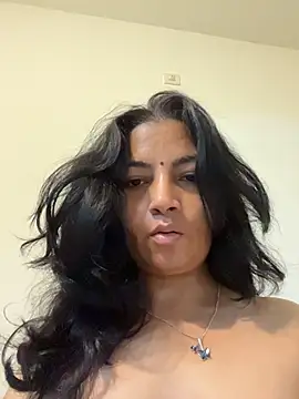 Chat XXX en directo de HairyMommy