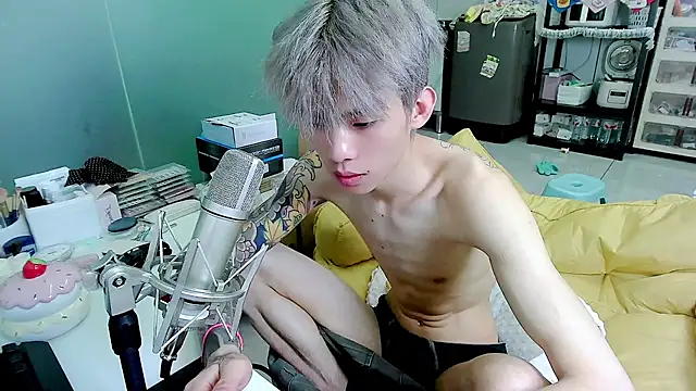 XXX chat uživo modela KPL-11