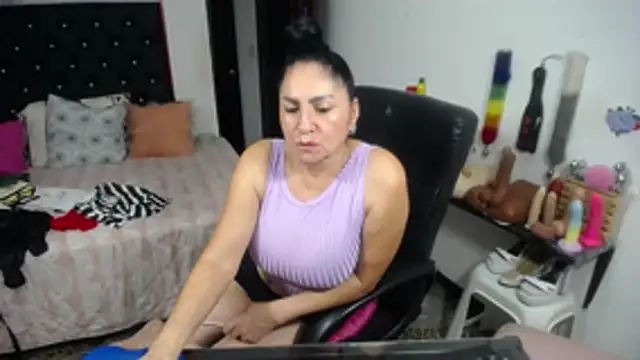 Chat XXX en directo de mature_bigboobs10