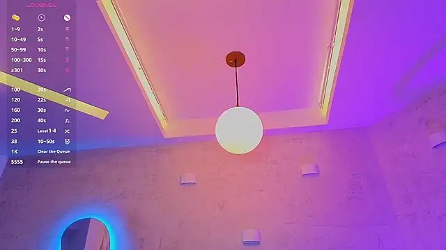 MiaWonderfull's Live XXX Chat