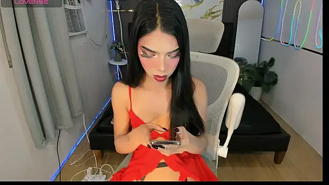 Alexa_therealhorsecock Adlı Modelin Web Kamerası Şovu