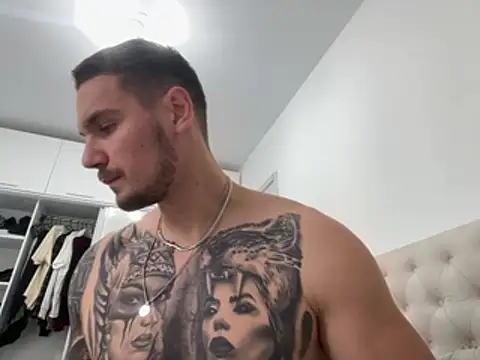 XXX chat uživo modela Hot__Tiger
