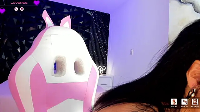AnaiaClarck 现场XXX聊天