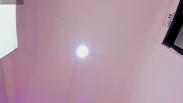 cami_rouxxx_ Live XXX-Chat