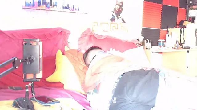 Hugec0ck007 Webcam show