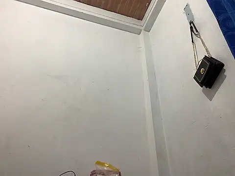 Jlo_69 Adlı Modelin Canlı XXX Sohbeti