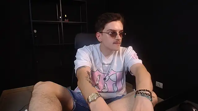 XXX chat uživo modela FelixStarkk