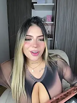 MiaWhitePink_'s Live XXX Chat