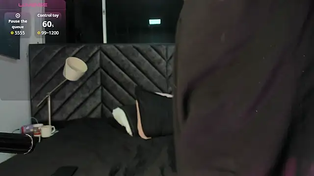 DemonFoxx Live XXX-Chat