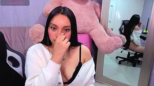 lia_harper_t's Live XXX Chat