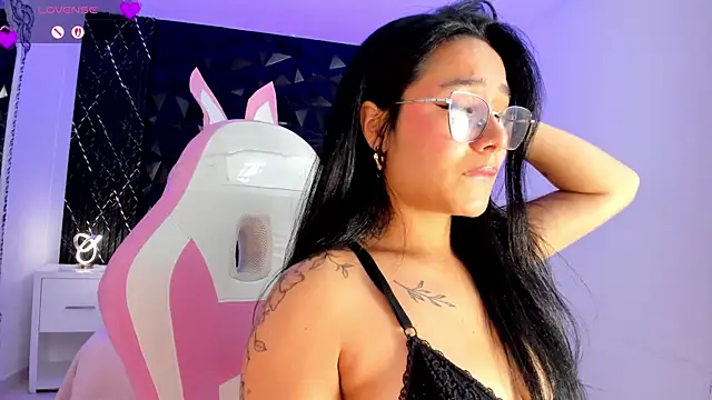 AnaiaClarck Chat XXX live
