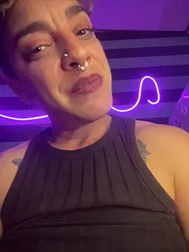 SalyTredelMonte's Live XXX Chat