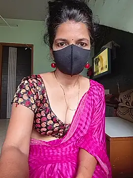 Shuttii_25 live XXX chat