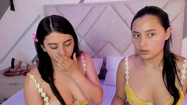 Gianna_Govlea Chat XXX in diretta