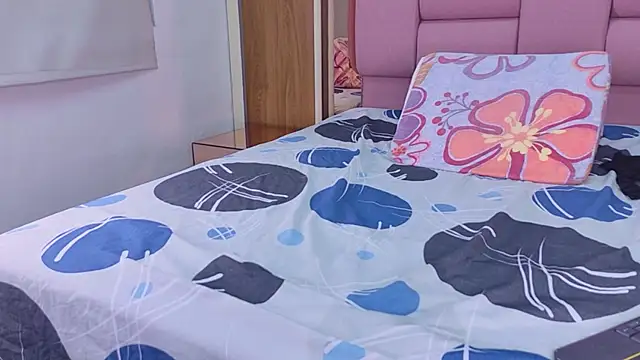 Laia_gomez22 Adlı Modelin Canlı XXX Sohbeti