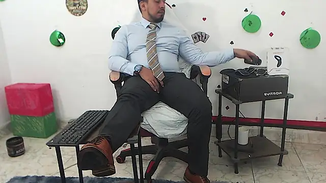 KalethBigDick: απευθείας συνομιλία ΧΧΧ