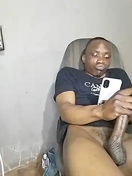 BigGamecharger live XXX chat