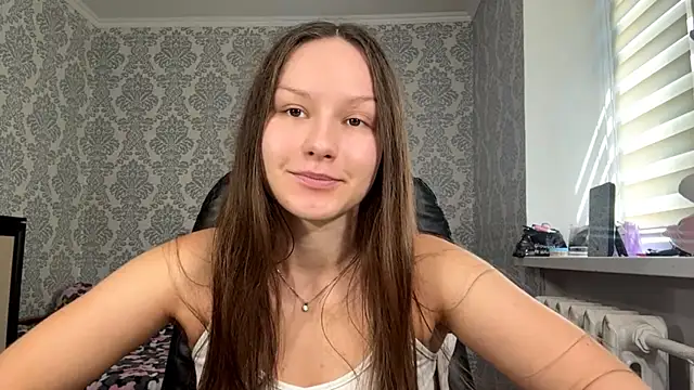 ShaylaChong: онлайн-секс-чат