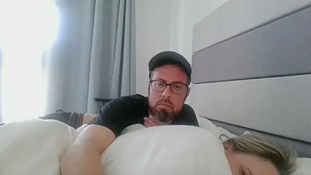DuncanDoesAngie Chat XXX live