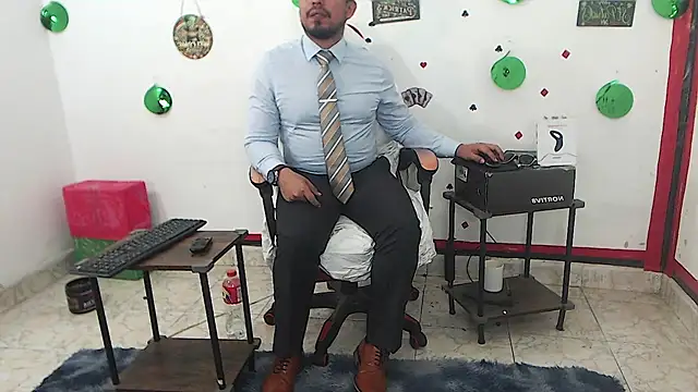 Chat XXX ao vivo de KalethBigDick