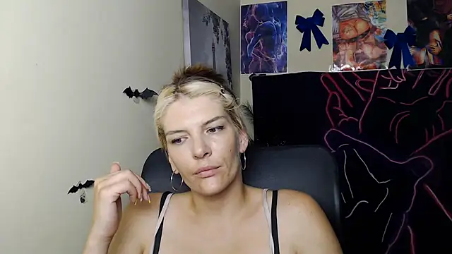 VanessaRey_ XXX чат на живо