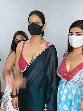 Hot_Parul লাইভ XXX চ্যাট