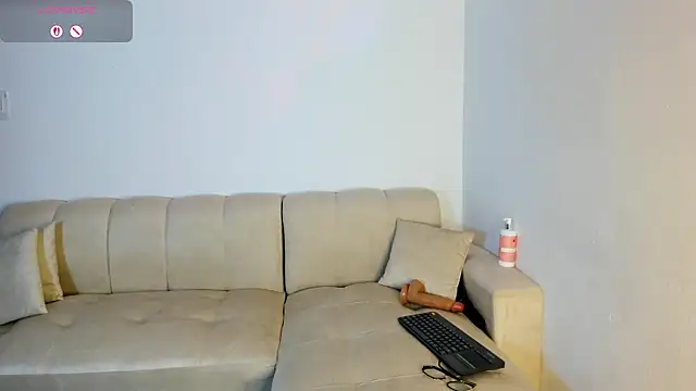 XXX chat uživo modela Noree-2