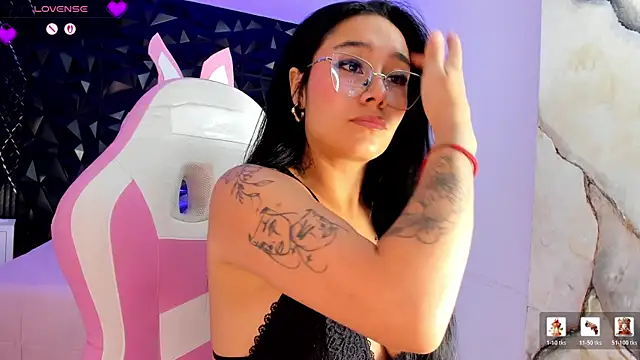 AnaiaClarck Chat XXX in diretta
