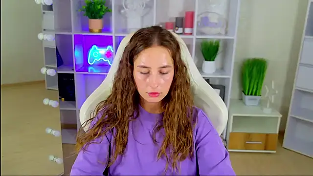 Онлайн чат XXX NadinnL