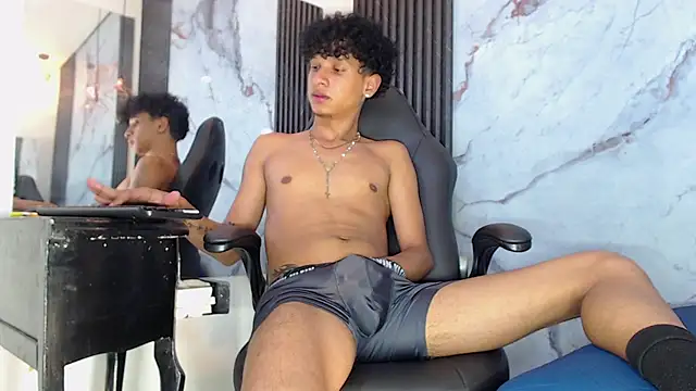 BlakeSttone live XXX chat