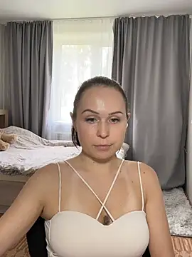 Hopefully_'s Live XXX Chat