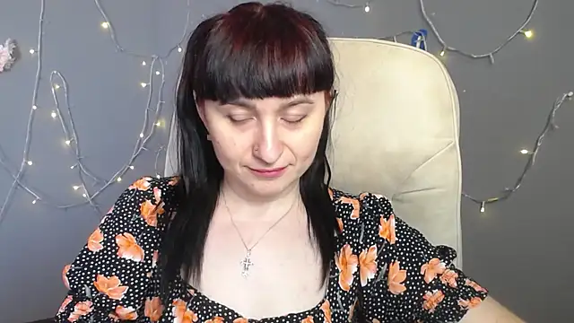 NinaFlawlees' Live XXX Chat
